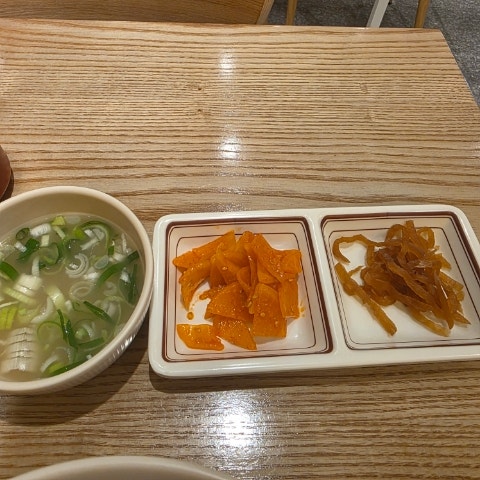 육회바른연어 노량진중앙점 사진 6