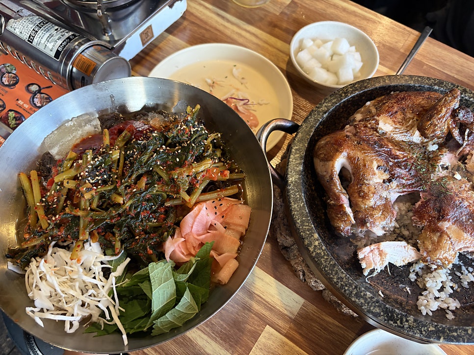 참나무누룽닭 시흥본점 사진 2