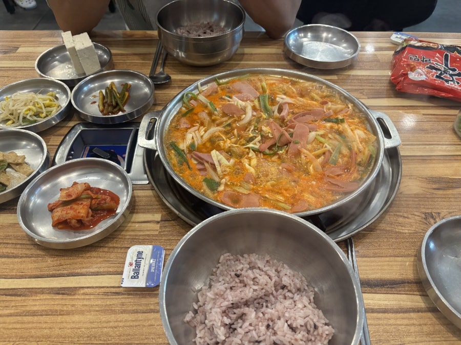 장혁민의부대찌개 천안신방점 사진 1