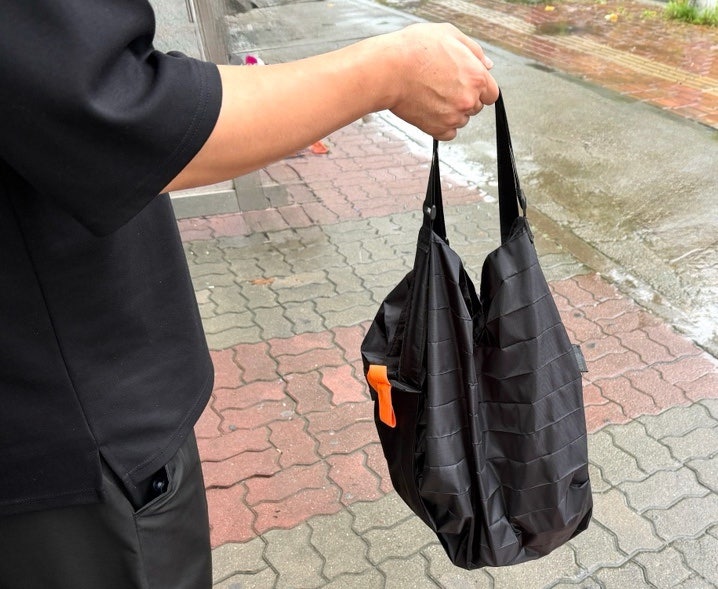 다이소 접이식 숄더백 추천 장바구니로 딱 좋아요.