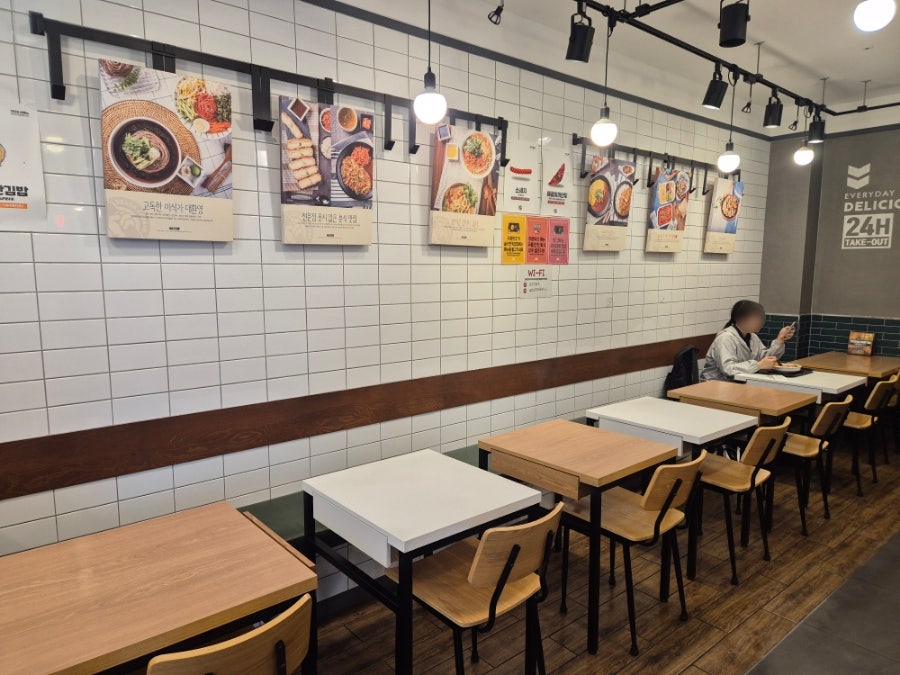싸다김밥 양재역점 사진 4