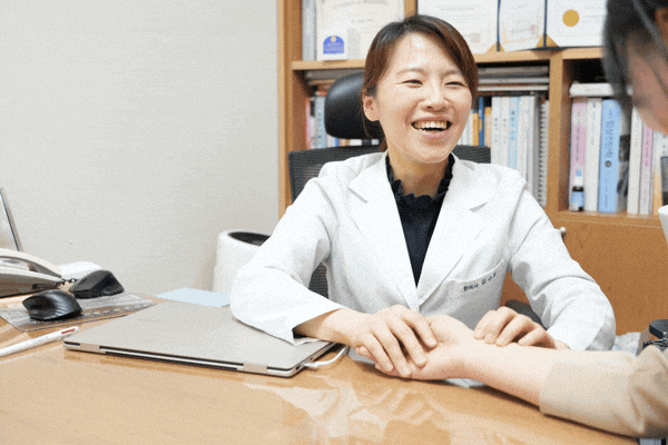 맑은 콧물 원인? 감기가 아니라면 혈관성 비염 확인해보세요