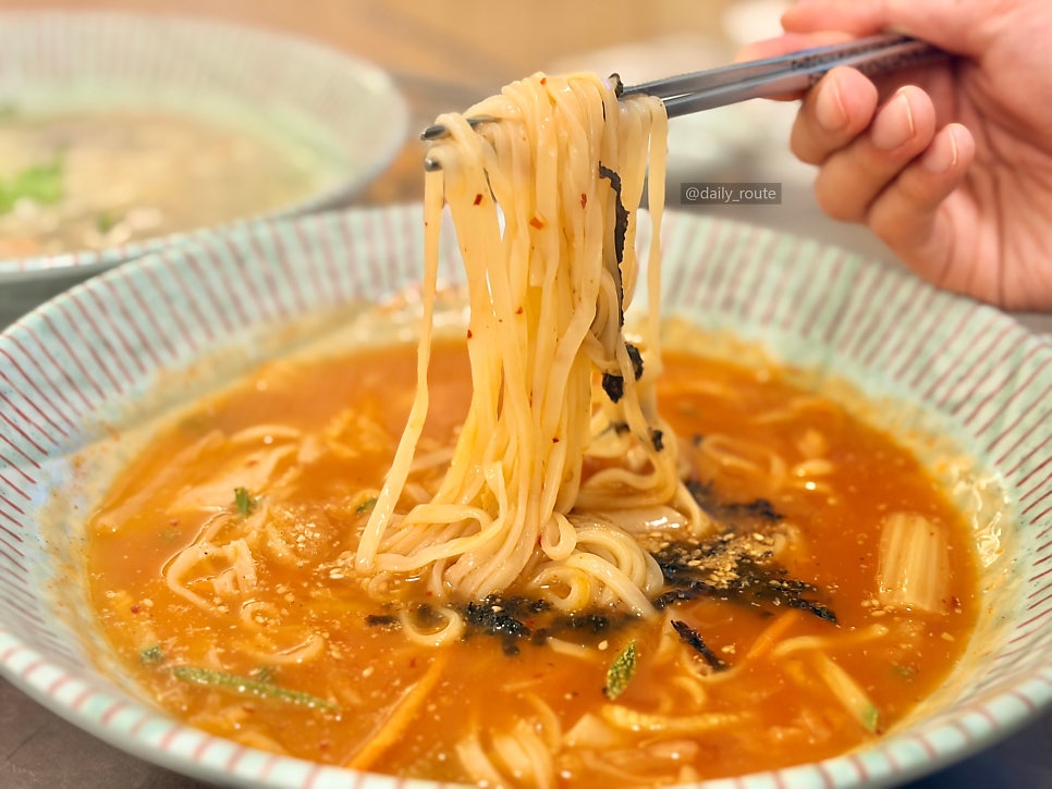 Seonbikalguksu Ansanjungangyeokjeom photo 1