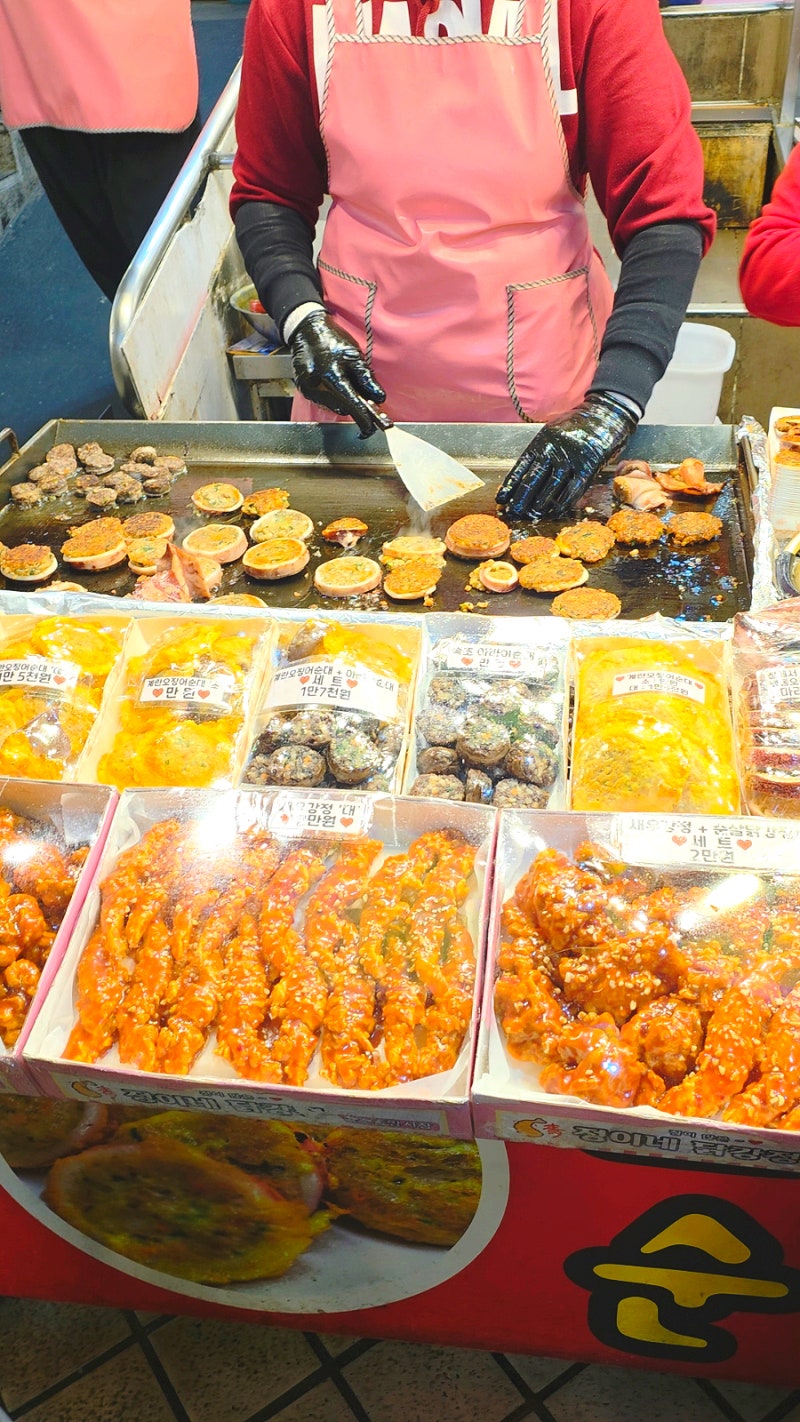 Sokcho Jungang Market Night Market: Food, Parking, and Top Restaurants!