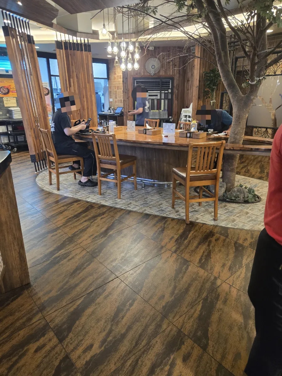 더도이 종가집돼지국밥 김해점 사진 5