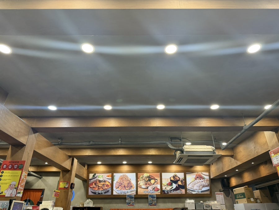 오준이네감자탕 신용산점 사진 4