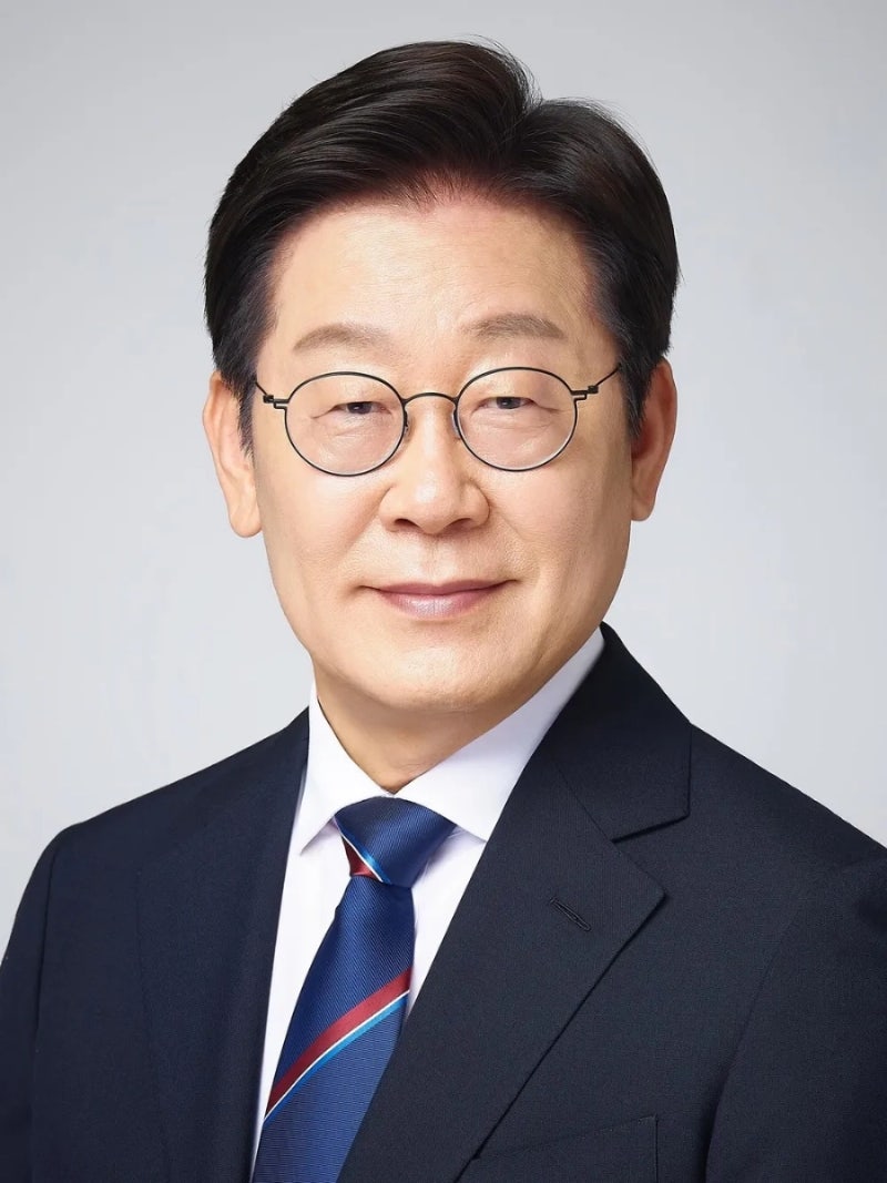 이재명 대통령 프로필 고향 대학교 이력 나이 가족 관계 x 계정 임기 군대 형제 자매 부모님