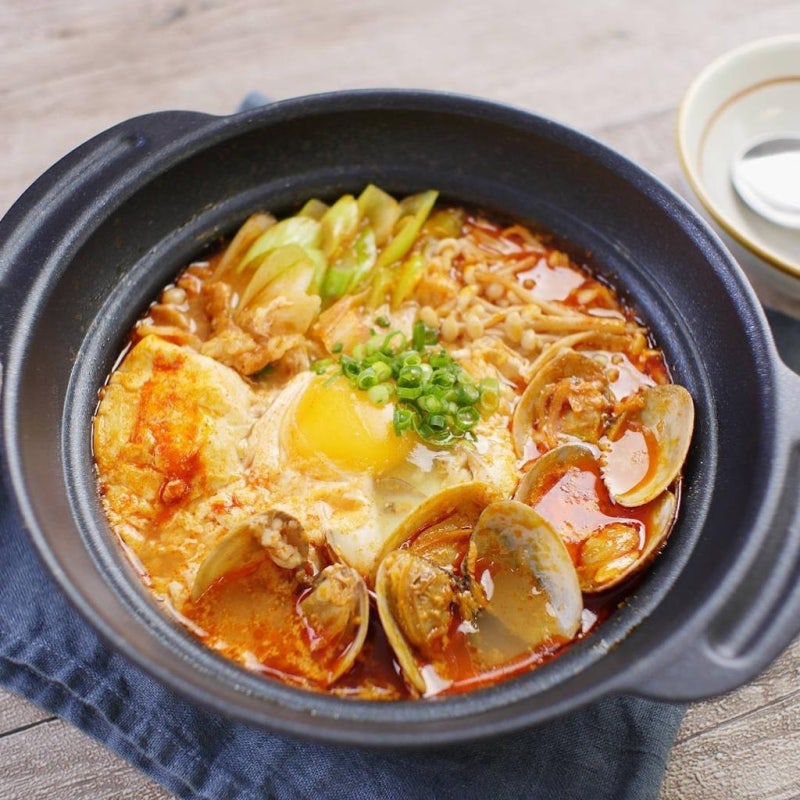 바지락순두부찌개 황금레시피 | 해물의 감칠맛을 살리는 전문 한식 레시피