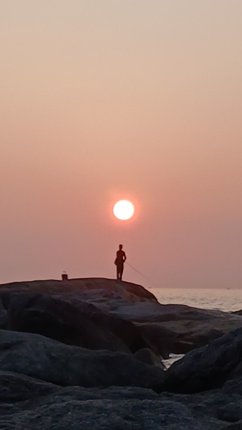 속초해돋이명소 영금정 바위 해변 숨은 일출명소