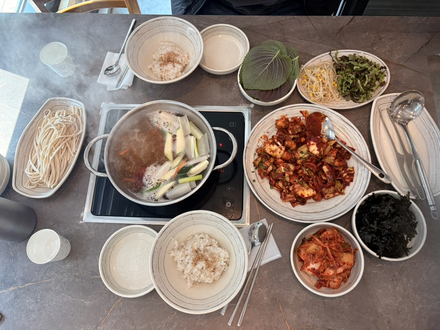 명동더식당 물왕점 사진 6