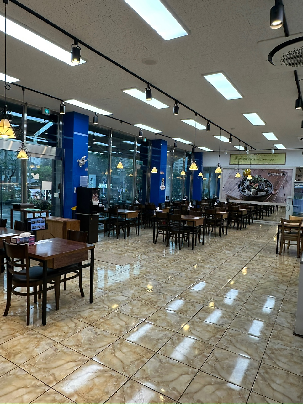 멸치국시와돈까스 2호점 사진 3
