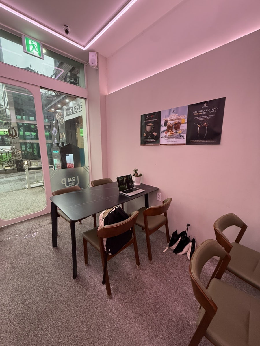 데이롱카페 이대역점 사진 6