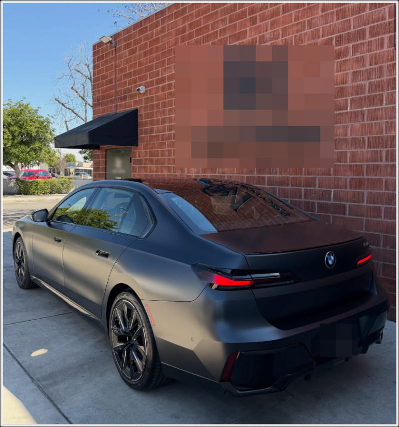 "회장님 차가 이렇게 스포티해도 되나" BMW 740i 블랙의 반전