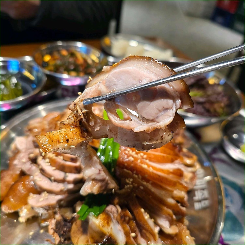 완미족발 구미인동점 사진 2