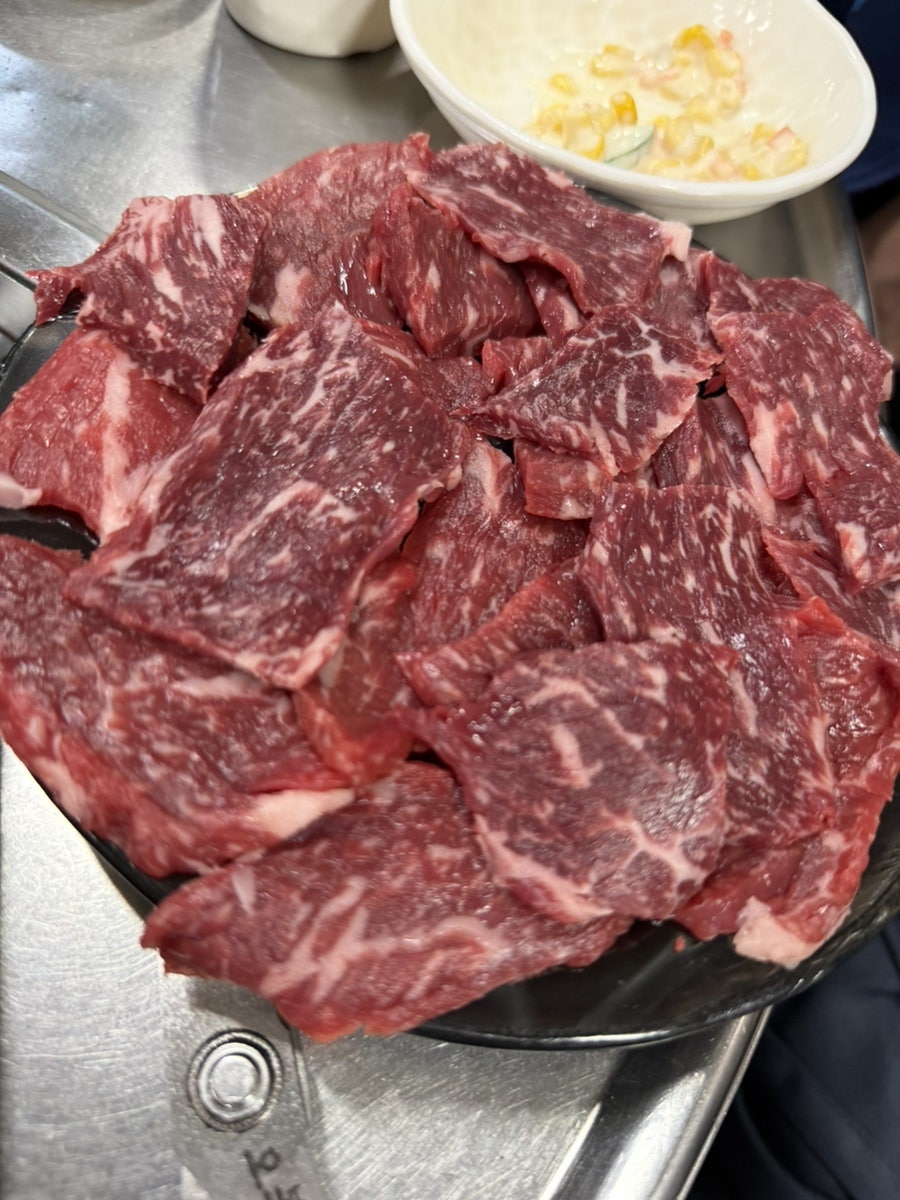 한우암소마을 정육식당 사진 4