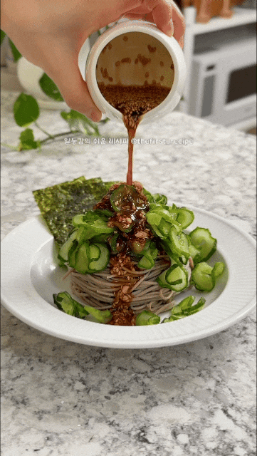 7월 제철음식 오이 비빔국수 레시피! 여름 보양식 메밀면 요리 메밀국수 레몬 양념장 만들기
