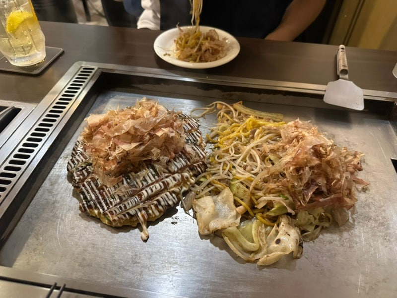 [건대입구] 오꼬노미야끼식당 하나, 여긴 그냥 들어가는 순간 오사카, 100% 네이버 예약제 운....
