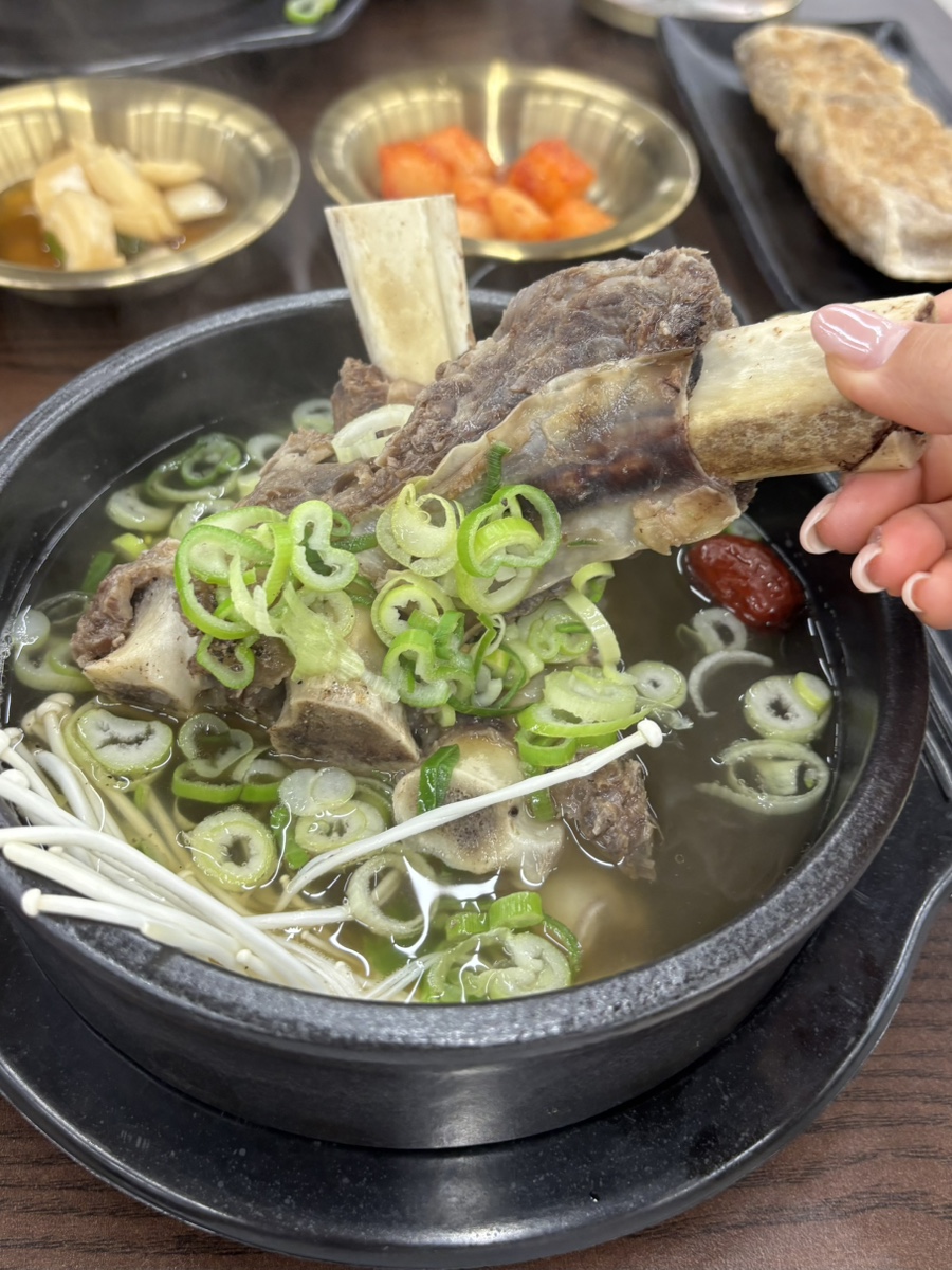 우와한갈비탕 아산본점 사진 1