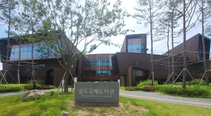 카페 숨책 사진 3