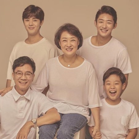 배우 이태성 와이프 아내 이혼 자녀 아들 엄마 동생 성유빈 프로필 나이 가족 전부인 본명 키....
