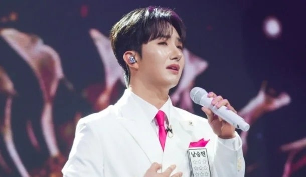 남승민 성형 의혹은 사실일까? 국민손자 현철 헌정무대 눈물의 사연