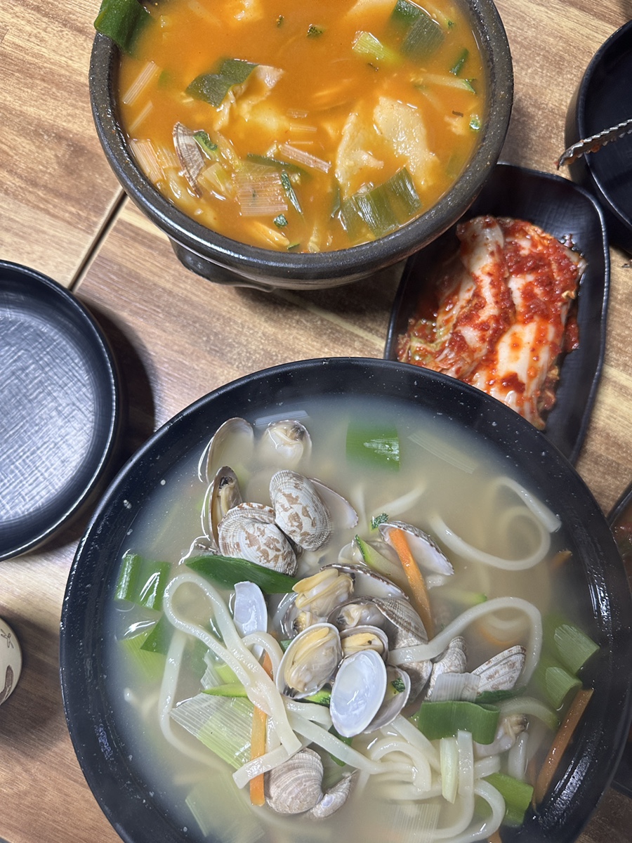 옛날칼국수 사진 1
