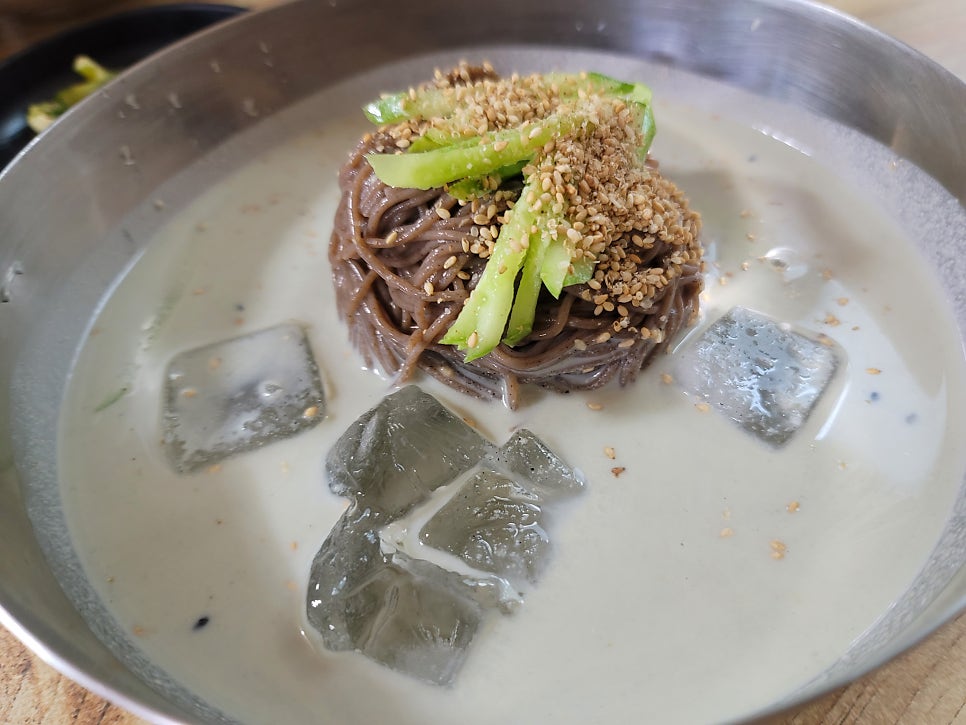 봉평메밀막국수 사진 1