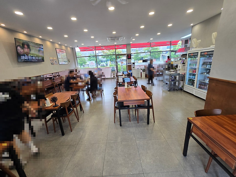 합천전통돼지국밥 신항점 사진 4