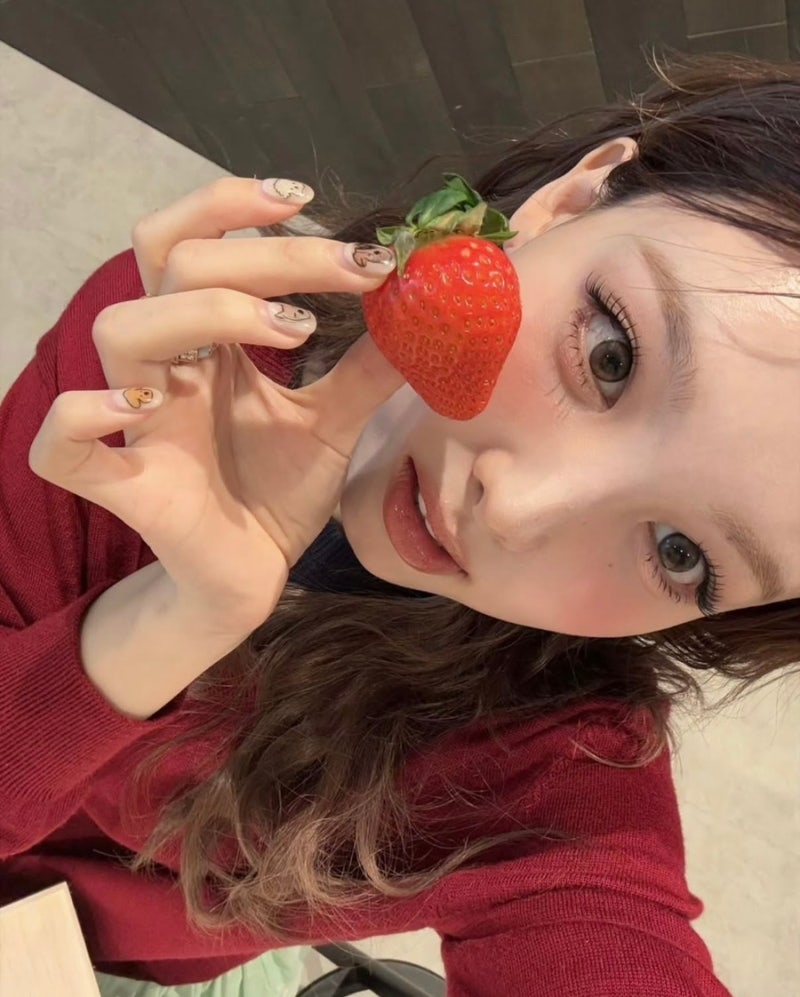 트와이스 나연 금전운 배경화면 진짜일까? 요즘 유행이라 저도 잠금화면으로 바꿔봤어요