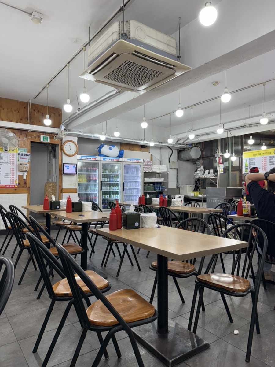 용성통닭 본점 사진 5