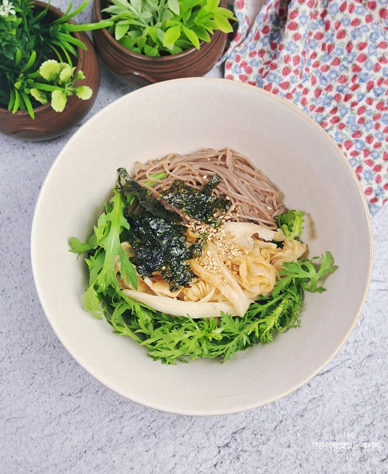 묵은지 들기름 막국수 레시피 메밀 비빔국수 만들기