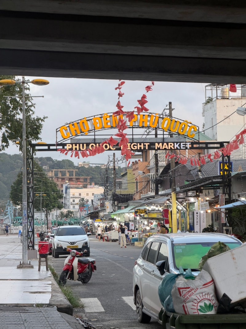 베트남 푸꾸옥 중부 즈엉동, 남부 부이페스트, 북부 그랜드월드 야시장 방문 후기