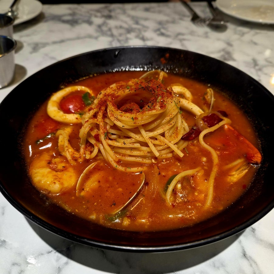 롤링파스타 수원역점 사진 2