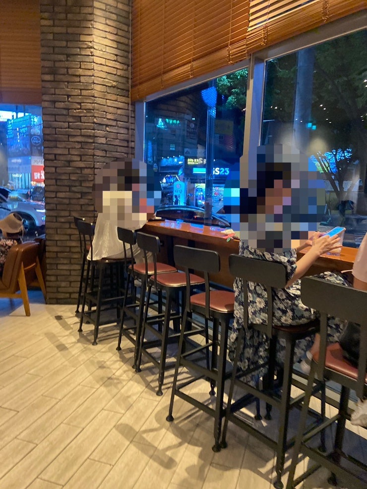 스타벅스 대구월성점 사진 3