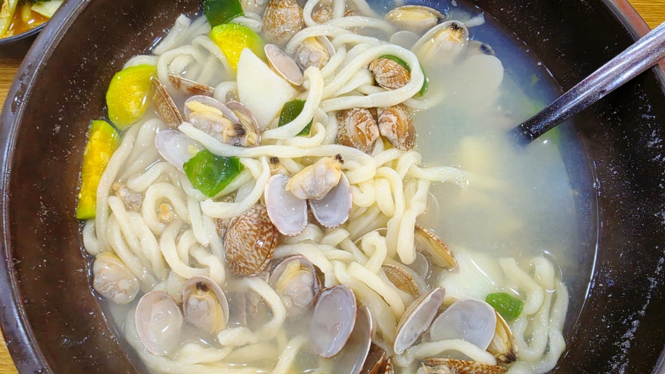 엄마식당 사진 1