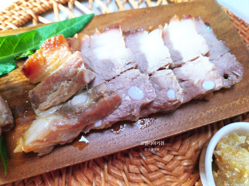 류수영 돼지고기 통삼겹살 바비큐 마늘수육 만들기