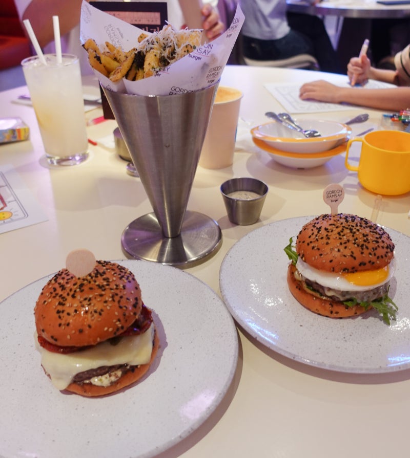 잠실 다이닝레스토랑 / 잠실 롯데월드몰 맛집 고든램지버거 메뉴추천!