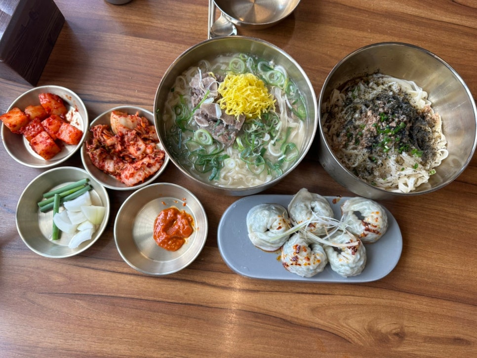 평이담백 뼈칼국수 방이점 사진 4