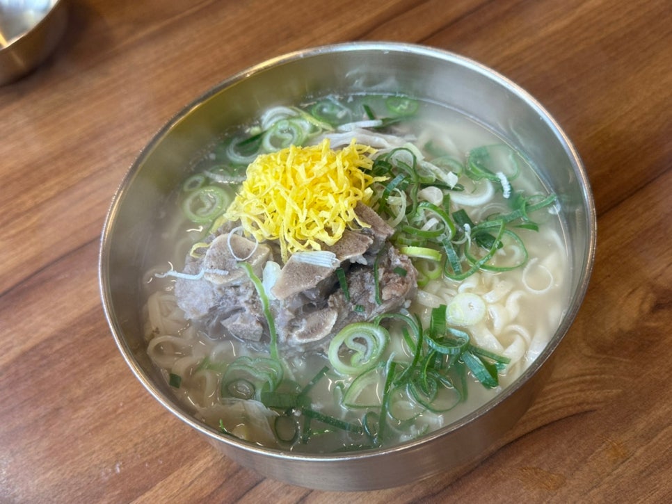 평이담백 뼈칼국수 방이점 사진 5