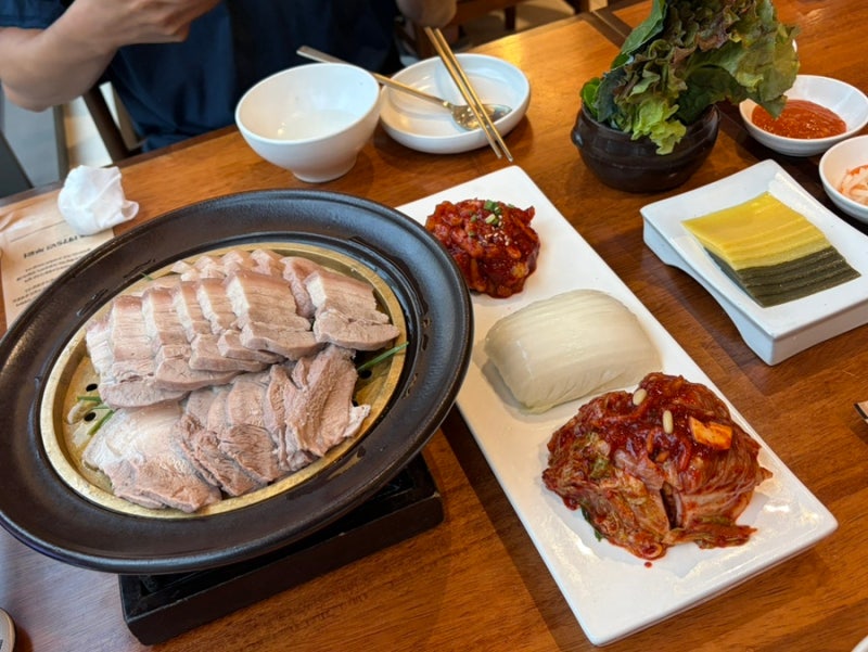 신당 맛집 원할머니보쌈 본점, 블루리본 맛집