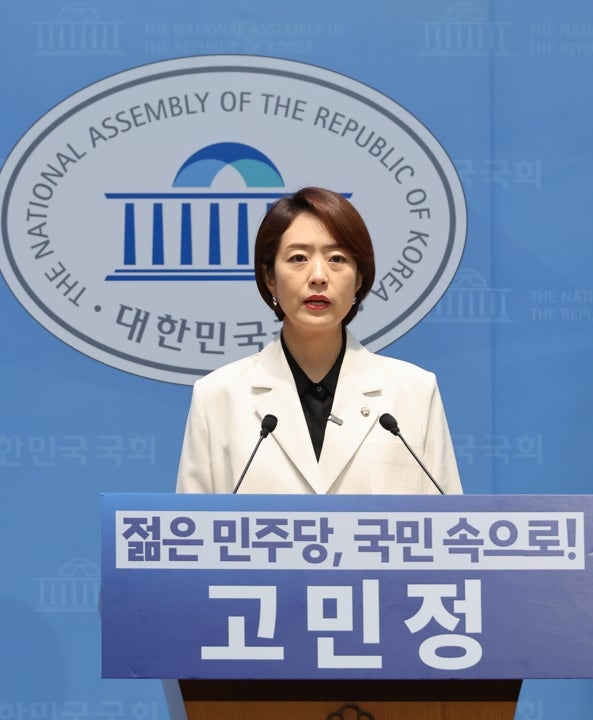 고민정 출마로 민주당 전당대회 판이 더 복잡해진 이유
