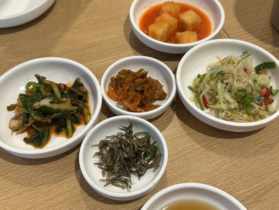 초록지붕전주명가 본점 사진 6