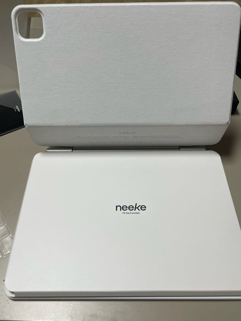 가성비 아이패드 프로 11 매직 키보드 케이스 구조독[NEEKE]