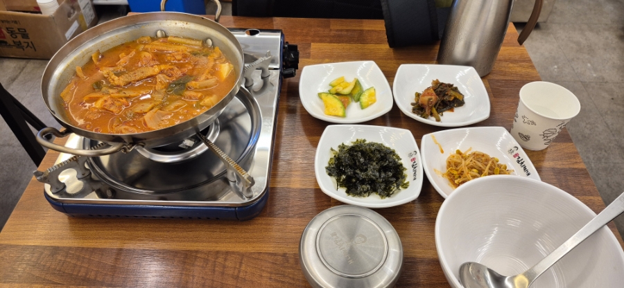 강순자옛맛김치찌개 중동점 사진 3