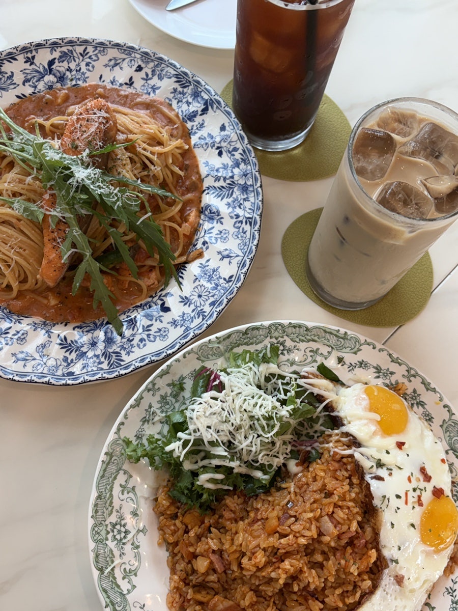 로맨틱코 사진 6