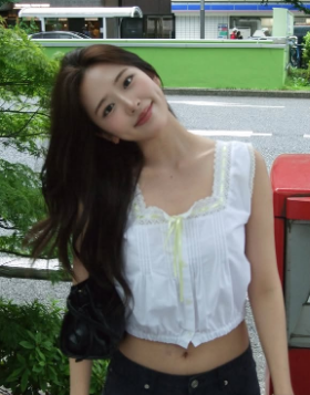 "아이브 안유진, IZ*ONE에서 아이브까지 MZ 세대 워너비 리더"