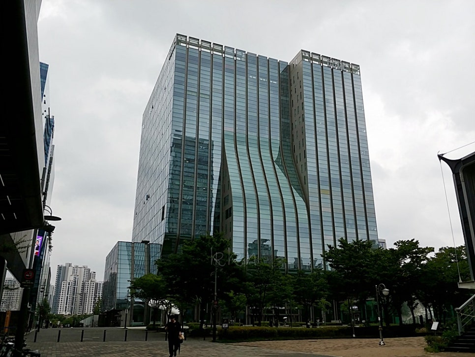 DMC홍보관 사진 4