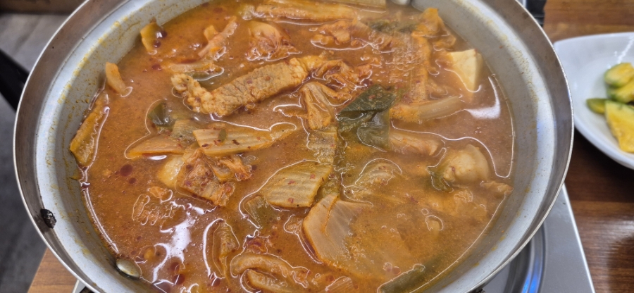 강순자옛맛김치찌개 중동점 사진 4