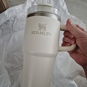 스탠리 퀜처 H2.0 플로우 스테이트 텀블러 591ml 크림 2.0 후기