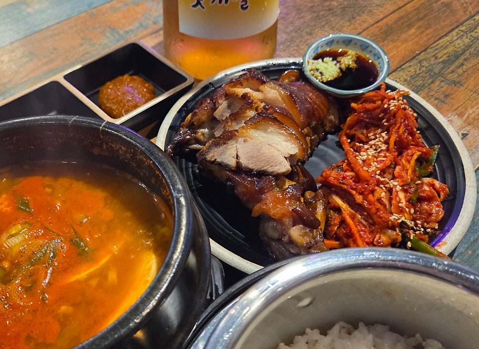 족발신선생 부산재송점 사진 1